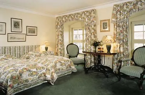 Im Palais Schwarzenberg Hotel Vienna 4*,  Austria